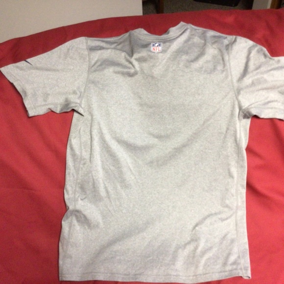 NFL DALLAS COWBOYS tshirt - Picture 2 of 2